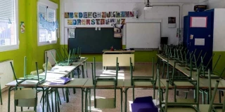 La Junta de Andalucía renueva todos sus conciertos con la privada por "demanda de escolarización" mientras arguye no haberla para cerrar aulas públicas (2402)