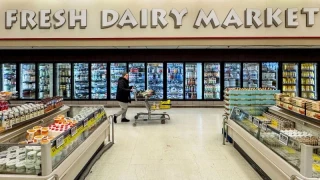 Fact check: Lo que Trump no menciona sobre los aranceles lácteos de Canadá (ENG)