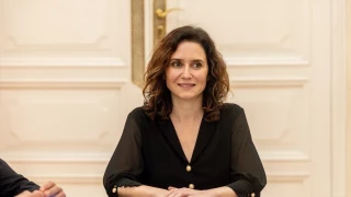 Ayuso rechaza la invitación de RTVE para debatir sobre el documental 7291 y exige que se emita un vídeo suyo