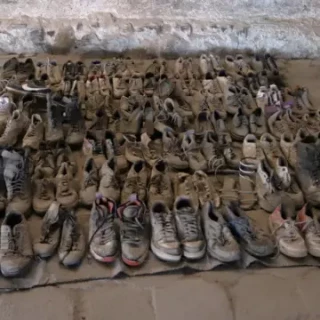 Rancho Izaguirre: las estremecedoras fotografías del "centro de exterminio y reclutamiento" del crimen organizado que fue hallado en México