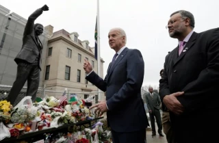 EEUU expulsa al embajador de Sudáfrica acusándolo de "odiar" a Donald Trump