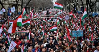 Masiva protesta contra el gobierno de Viktor Orban en Hungría: el primer ministro amenazó con eliminar a rivales políticos, jueces y ONGs