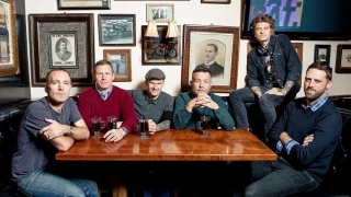 Dropkick Murphys suspendido de X después de que el cantante llamara a Trump "rata y cobarde" y criticara a Elon Musk [ENG]