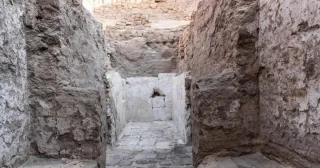 Hallazgo histórico en Egipto: descubren la tumba de un faraón desconocido de hace 3.700 años