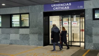 Le diagnostican lumbalgia en la sanidad privada y en el Cunqueiro descubren que padecía un cáncer terminal