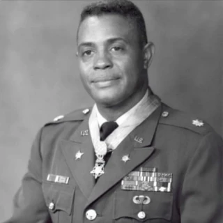 Negro galardonado con la Medalla de Honor es retirado de la web del Departamento de Defensa de EE.UU. [EN]