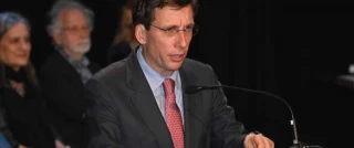 Almeida acusa de "deslealtad" a Consumo tras destapar que hay más de 15.000 pisos turísticos ilegales