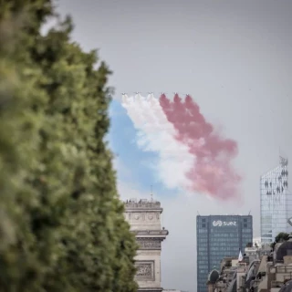 Colisionan dos cazas de la Patrulla de Francia durante maniobras de entrenamiento