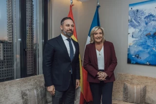 Marine Le Pen y los patriota$