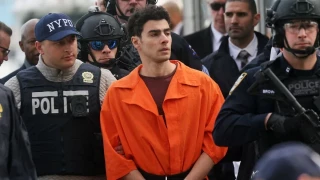 La fiscal general de EEUU pide la pena de muerte para Luigi Mangione, acusado de matar al CEO de UnitedHealthcare