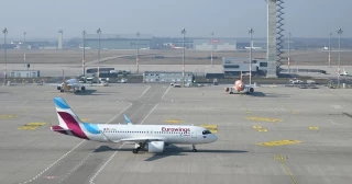 Un Volkswagen Golf aparcado durante un año en un aeropuerto debe más de 200.000 euros.Nadie sabe de su dueño