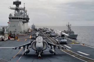 ¿La Armada está con Trump?