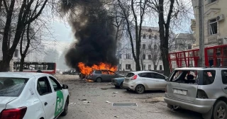 Rusia lanzó un ataque masivo con misiles balísticos en el noreste de Ucrania: al menos 21 muertos y decenas de heridos