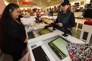 Miedo a los aranceles provoca compras de pánico entre los estadounidenses