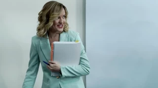 Pilar Alegría denuncia que lleva "48 horas siendo víctima de un machismo repugnante e intolerable"