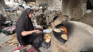 Gaza se queda sin panaderías por la falta de harina y combustible: “Si un misil israelí no mata a mis hijos, el hambre lo hará”