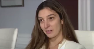 Abogada de inmigración nacida en EEUU recibe una carta del Departamento de Seguridad: "Abandona el país en 7 días. El Gobierno te encontrará" [EN]