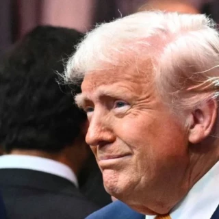 Trump allana el camino para destituir a empleados que no respalden su visión de Gobierno