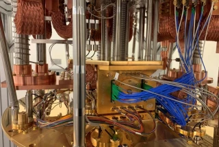 La base tecnológica de los ordenadores cuánticos se desarrolló en Europa: qué pasó para que a largo plazo perdiéramos la carrera