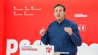 El PSOE de Extremadura rechaza la propuesta de la Junta de implantar una alternativa a Religión en Bachillerato