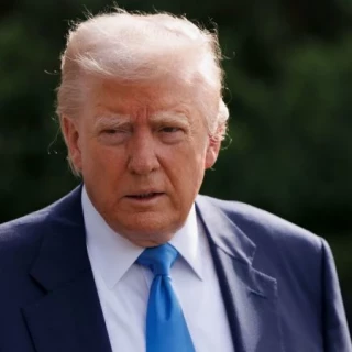 La aprobación de Trump a los 100 días es la más baja para un presidente en al menos siete décadas, según encuesta de CNN