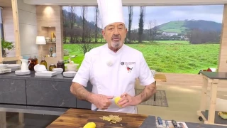 Arguiñano acierta animando a la gente a no tirar el aceite por el desagüe