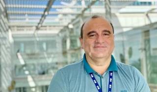 «No hubo ataque exterior, el apagón es producto de la codicia de las grandes eléctricas»