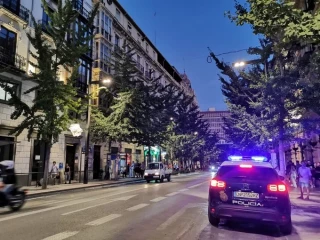 Un menor asesta dos puñaladas en la cabeza con un cuchillo de cocina para robar una bicicleta y 400 euros