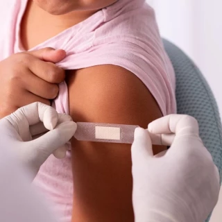 Europa rechaza el recurso de una española que se oponía a vacunar a su hija del covid