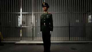 Castigos físicos y tortura psicológica: cómo sobreviví 5 años en una cárcel china para presos extranjeros