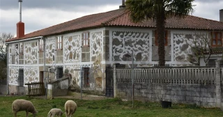 El esgrafiado gallego, una técnica decorativa en la arquitectura popular que merece ser protegido