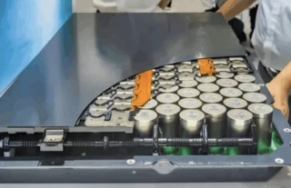 Samsung presenta su batería con 965 km de autonomía y carga al 80% en 9 minutos