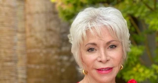 Isabel Allende, la escritora en español más leída de la historia: “Si la cosa se pone color de hormiga, como creo que se va a poner, tendré que irme de Estados Unidos”