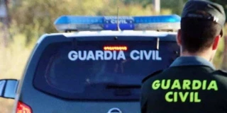 Agreden a un varón en Peñafiel (Valladolid) y medio centenar de familiares de la víctima tirotean su casa