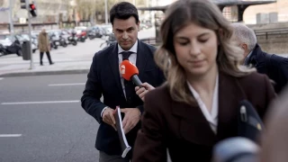 La pareja de Ayuso vio el correo de su abogado que ahora dice ignorar y pidió en diciembre que se incorporase a las diligencias