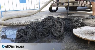 El Gobierno obligará a los fabricantes a pagar la limpieza de los 'monstruos de toallitas' en las alcantarillas