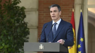 La operación de los emisarios del PSOE se potenció tras el retiro de Sánchez para "reflexionar"