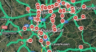 Google Maps cierra por error 7 autopistas y provoca el caos total en el país con un atasco histórico