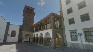 Una pareja se enfrenta a 42 años de cárcel por violar a sus hijas y grabar porno con ellas