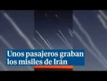 Los pasajeros de un avión graban los misiles lanzados desde Irán para atacar Israel
