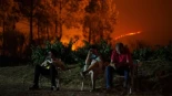 Los incendios no dan tregua a Ourense y avanzan en León y Cáceres