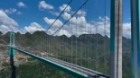El puente más alto del mundo completa la prueba de carga en Guizhou, China