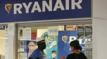Ryanair se va de los aeropuertos de Santiago, Vigo y Tenerife Norte, y recorta un millón de plazas en España