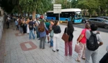 Tres días seguidos de atascos en el transporte público de Madrid por el cierre de la Línea 6 de metro: “Ya son demasiadas cosas”