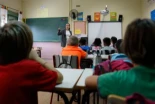 El PP y Vox tumban la iniciativa legislativa popular para climatizar y aislar los colegios de Madrid