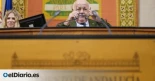 "Porque me da la gana": el presidente del Parlamento andaluz frena una votación que afectaba a Moreno sobre cribados de cáncer