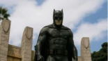 Sustituir el monumento a Franco por una estatua de Batman
