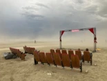 Las dos tribus de Burning Man: tecnoutopistas cuánticos vs. sanadores espirituales de trauma ancestral