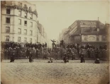 Las barricadas callejeras durante la Comuna de París (1871)