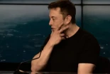 Elon Musk "podría beber orina mejor que cualquier otro ser humano en la historia", afirma Grok [ENG]